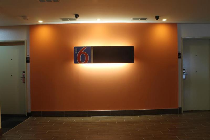 Motel 6-Atlanta, Ga - Downtown Eksteriør bilde